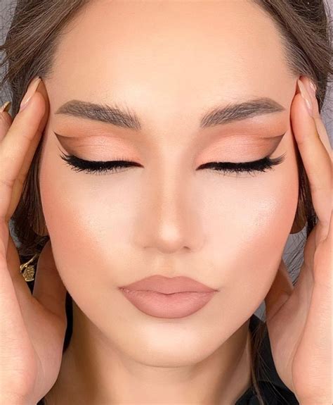 How to make healthy eating visually appealing & delicious daily?