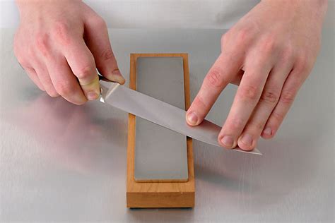 How to Sharpen and Hone Kitchen Knives Like a Pro
