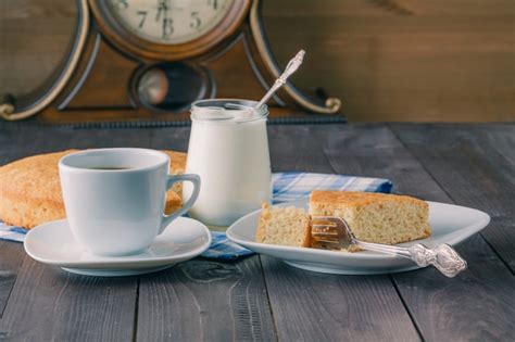 Premium Photo | Healthy natural organic breakfast