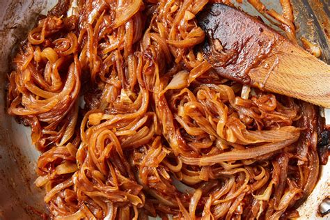 Secret to perfectly caramelized onions for deep flavor & stunning visuals?