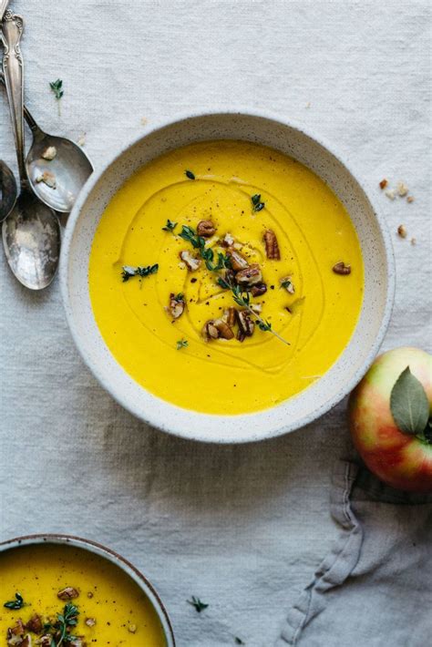 What simple plating tricks make home recipes visually stunning?