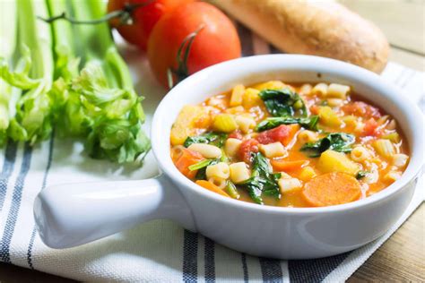 Minestrone Soup: A 30-Minute Meal To Cozy Up With - Mon Petit Four®