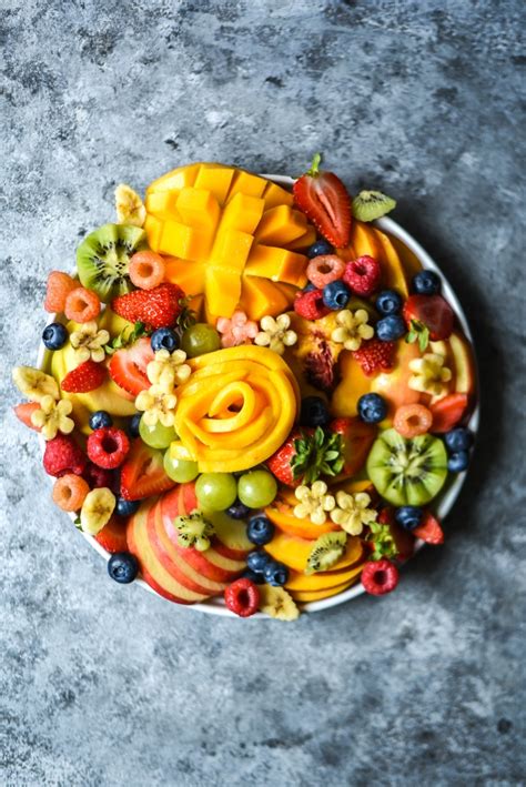 How to plate vibrant dishes for stunning food photography?