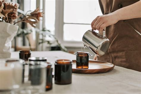 How Do You Melt Candle Wax | CitizenSide