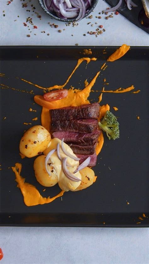 What plating hacks make simple recipes look gourmet for my feed?