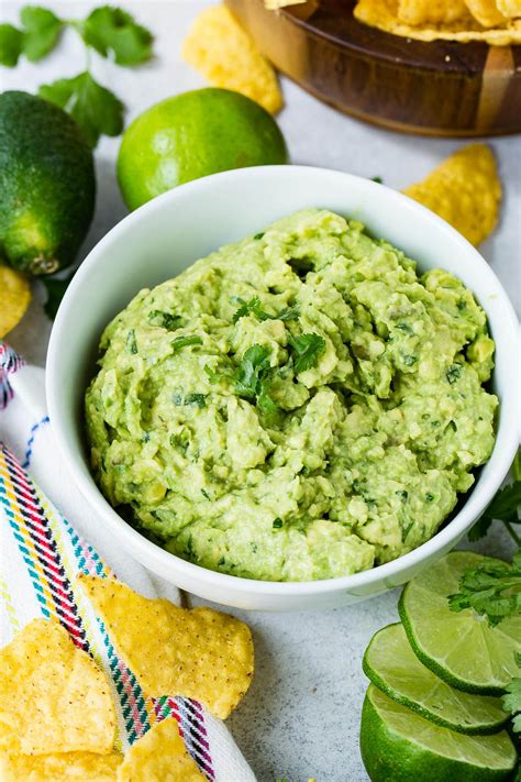 Homemade Authentic Guacamole Recipe [+Video]