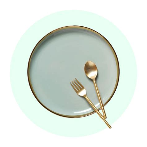 Plates Online - Dinner, Snacks &amp; Serving Plates | Nestasia