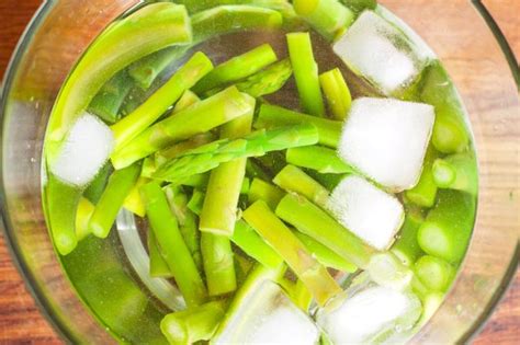 Ice Cubes Are the Secret to Reviving Wilted Vegetables - Better Report