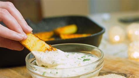 What quick food styling tips make ‘Visual Bites’ irresistible for Real Foodies?