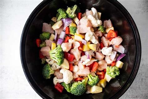 Sheet Pan Roasted Chicken and Vegetables - ForgetSugar