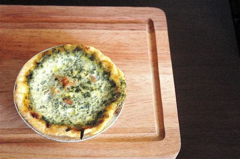 What quick plating & photo hacks make foodie Visual Bites irresistibly shareable?