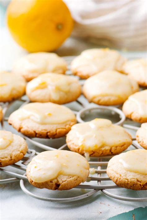 10 Powdered Sugar Recipes to Try - Insanely Good