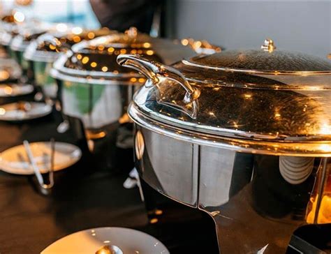 Optimize Visual Bites: What food styling techniques boost Real Foodie recipe conversions?