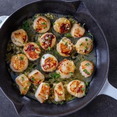 10 Minute Pan-Seared Butter Scallops - Momsdish