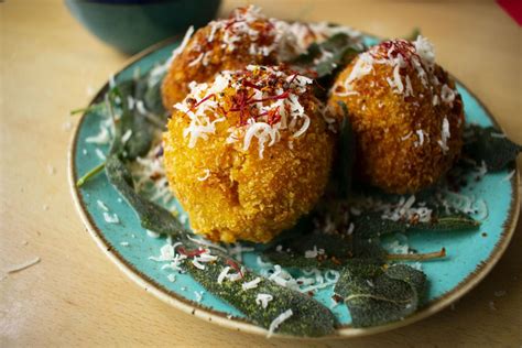 Saffron and Squash Croquette – nikibakes