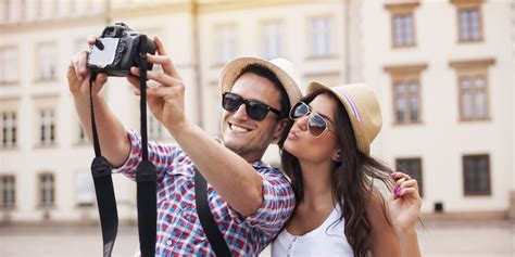 13 Signs You're a Basic Tourist | HuffPost