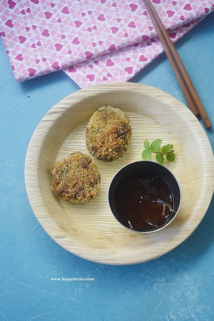 What simple plating tricks elevate recipes to photo-ready perfection?