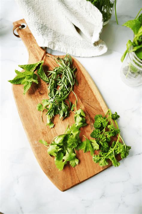 How To Store Fresh Herbs - The Produce Moms