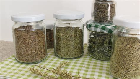 Our Tips for Drying Garden Herbs | Pinder's Nursery | Blog