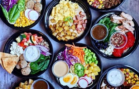 How to elevate quick, healthy meals visually for real foodies?