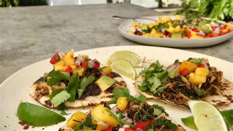 Busy foodie: Visual hacks for quick, healthy, flavor-packed weeknight meals?