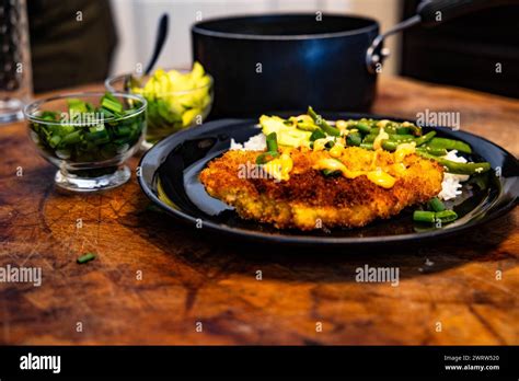 Artistic food plating hi-res stock photography and images - Alamy