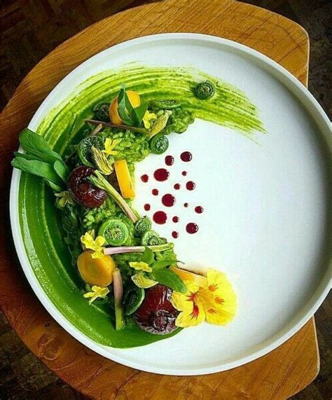 Pin by BellaDonna’sLuxuryDesigns/3 on ⚜️THE ART OF PLATING FOOD⚜️ ...