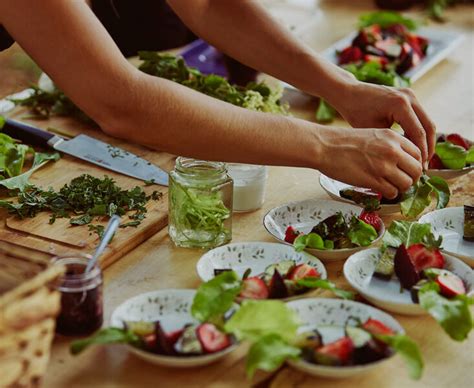 How to visually elevate simple recipes for stunning food feeds?