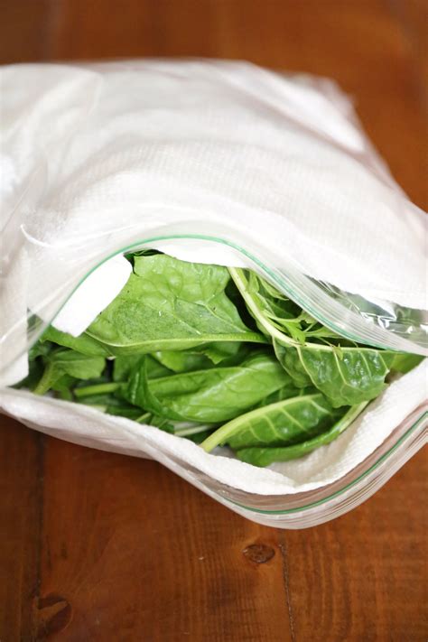 How to store delicate greens so they stay photo-ready all week?
