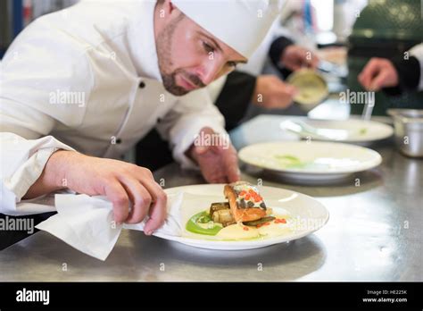 Perfect dish and perfectly cleaned plate Stock Photo - Alamy