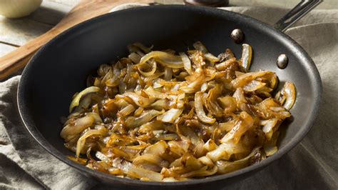 Tips For Cooking Perfect Caramelized Onions