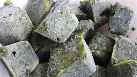 How to make frozen herb cubes - Mr Stacky Vertical Gardens