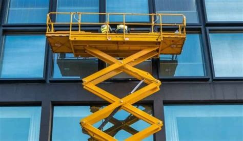 Mobile Elevated Work Platforms (MEWP) - Mazur Safety