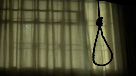 Teen couple found hanging in hotel room in Lucknow