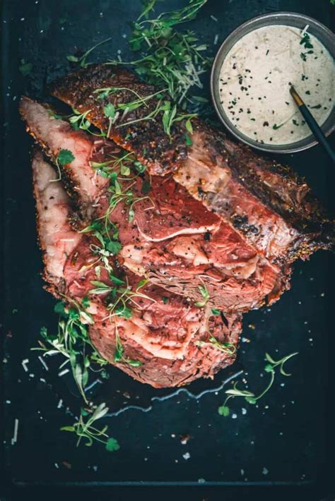 How to achieve perfect sear on meats for maximum flavor?