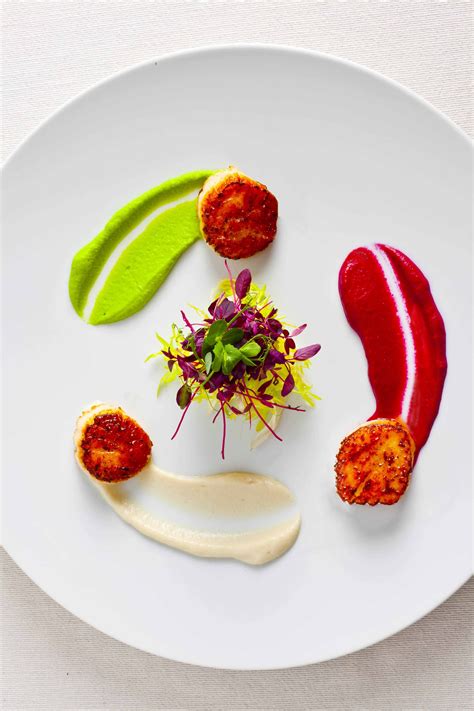 Scallop starter | Creative food, Food presentation, Food plating