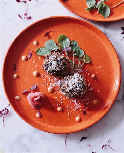 Colorful Dinnerware to Liven up Your Kitchen - Home &amp; Texture