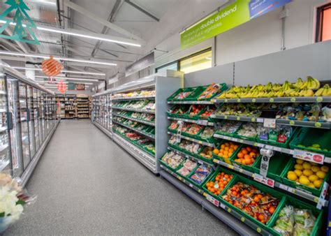 How to store fresh herbs to keep them vibrant and flavorful for weeks?