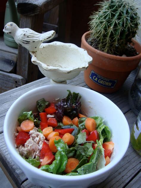 Fresh Fridays : A Colorful Salad | sealaura