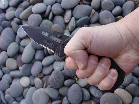 Get a Grip!: A Complete Guide To Knife Grips - SWAT Survival | Weapons ...