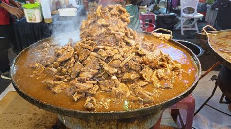 Delicious, Variety and Many Choices of Local Food at Night Local Market ...