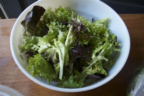 How to Clean and Store your Leafy Greens — The Lovely Crazy