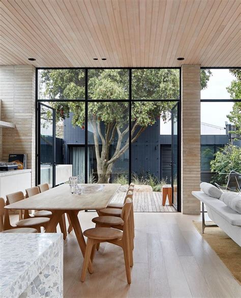 Minimalist Interior Design: Embracing Simplicity in 2025