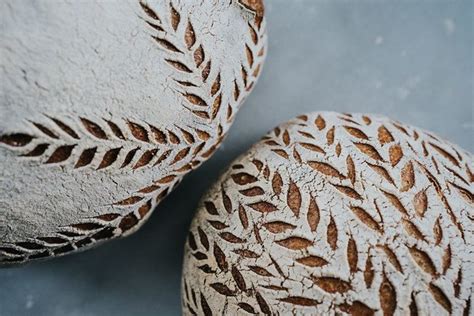 Tips for visually capturing authentic local food adventures?