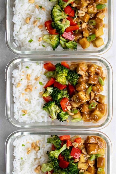 Spicy Peanut Tofu Meal Prep Bowls - Stephanie Kay Nutrition