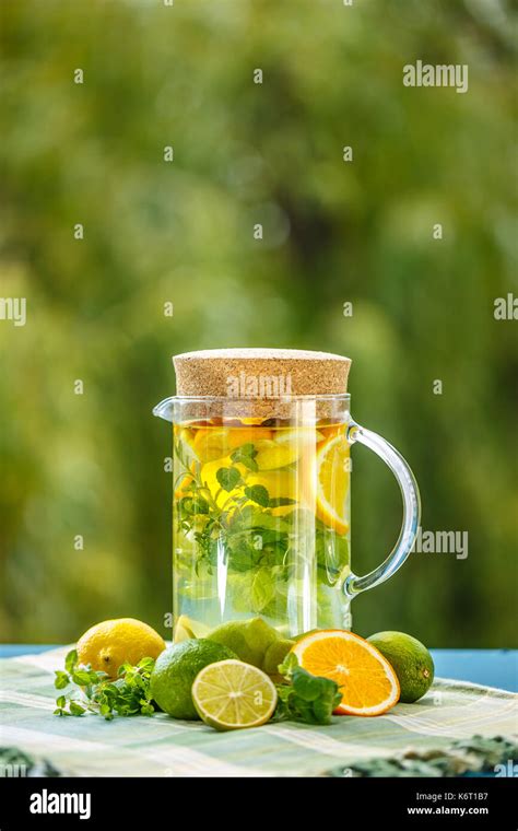 Herbs in a water glass hi-res stock photography and images - Alamy