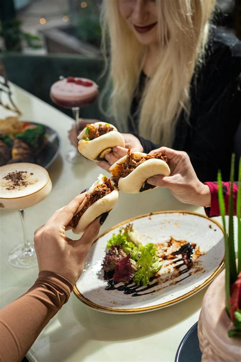 Foodie’s guide: Visual tips for reducing food waste while cooking fresh?