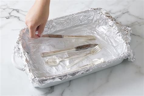 How to Clean Silver-Plated Cutlery Easily – Blog Collector