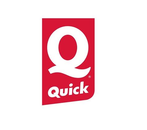 Quick plating tricks to make everyday healthy recipes look visually stunning for feeds?