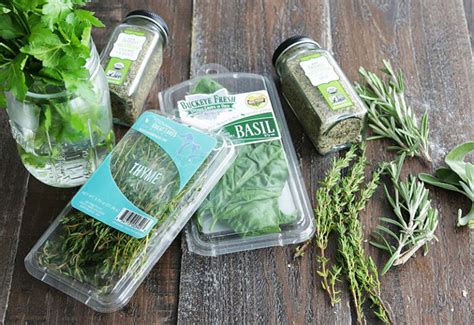 Kitchen Tip: How to Prepare, Store and Use Fresh Herbs | Heinen's Stories